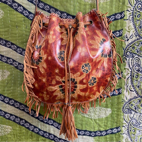 NWOT Patricia Nash Brown Floral Fringe 70s Revival Boho Leather Bucket Purse - Picture 3 of 15